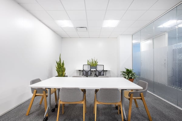 Bureau design pour 25 à Spaces Cocoon Bussigny 5