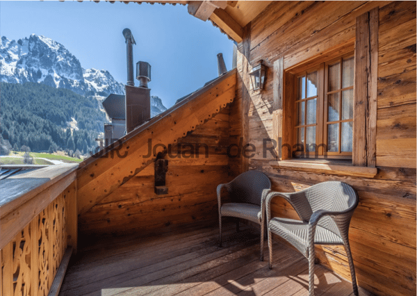 Chalet historique au coeur du village 2