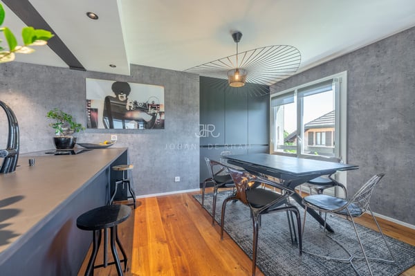 Exclusivité: Duplex exceptionnel 5,5p proche Nyon 12