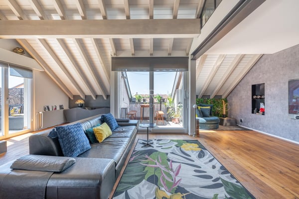 Exclusivité: Duplex exceptionnel 5,5p proche Nyon 2