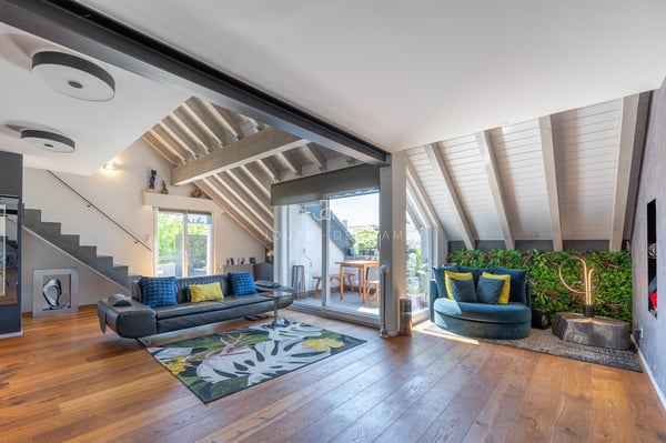 Exclusivité: Duplex exceptionnel 5,5p proche Nyon 4