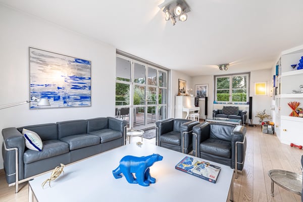 Élégance et sérénité ? Villa individuelle rénovée avec piscine 4