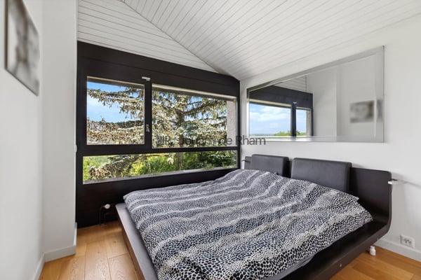 AVULLY: Magnifique maison rénovée avec vue 9