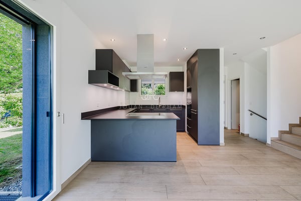 Magnifique villa contemporaine avec vue lac 4