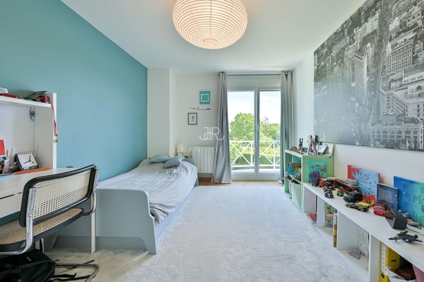 Belle villa jumelle avec piscine dans emplacement stratégique - Mies 9