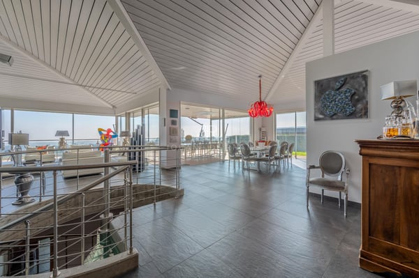 Maison contemporaine avec magnifique vue 7