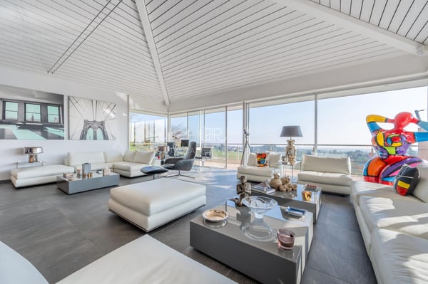 Maison contemporaine avec magnifique vue 1