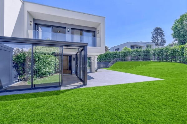 Magnifique villa moderne proche du lac 2