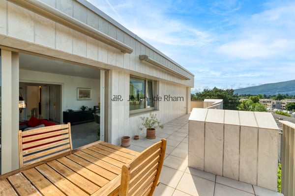 Cologny | Appartement de 4 pièces en attique avec vue imprenable 11