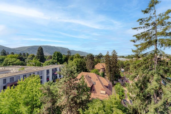 Cologny | Appartement de 4 pièces en attique avec vue imprenable 3