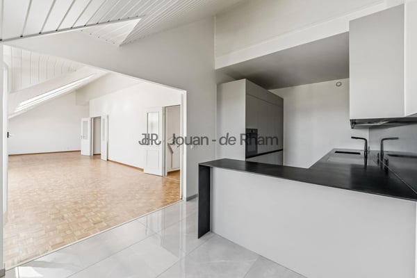 Malagnou | Spacieux appartement rénové au coeur de Genève 3