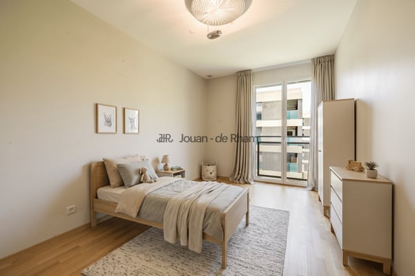 COLOGNY | Magnifique appartement 6 pièces idéalement situé entre ville et campagne. 4