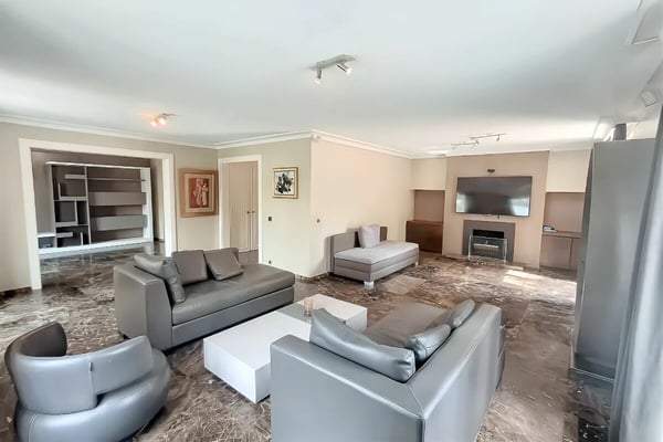 Magnifique maison Individuelle avec Piscine à Collonge-Bellerive 2