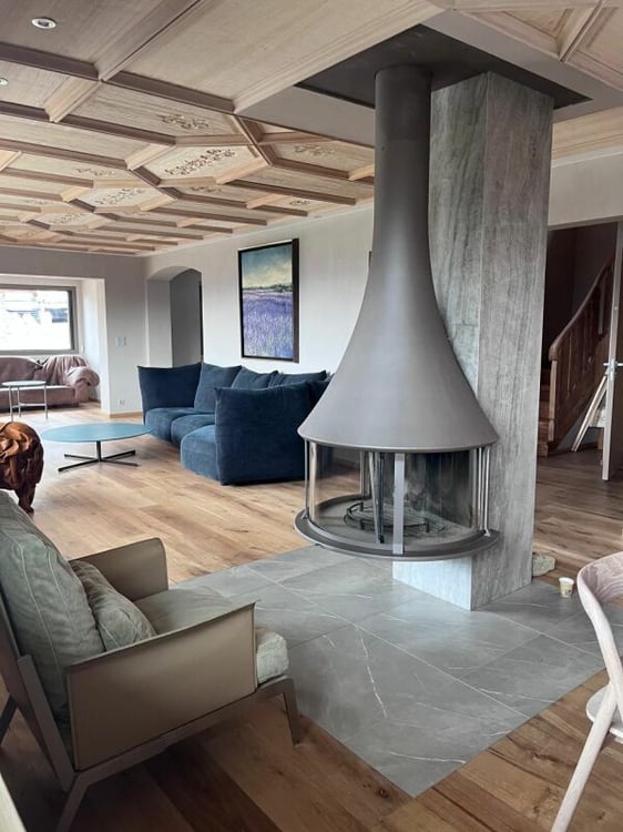 Chalet avec piscine intérieur à Crans-Montana 9
