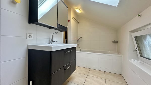 Charmante maison semi-individuelle de 1 pièces avec un beau jardin privatif 9