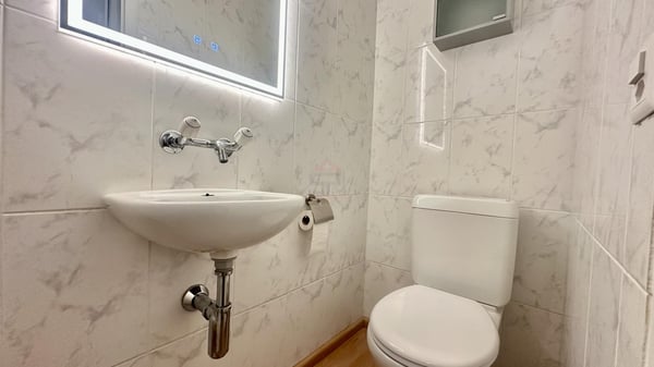 Charmant duplex de 1 pièces entièrement rénové de 120 m² 6