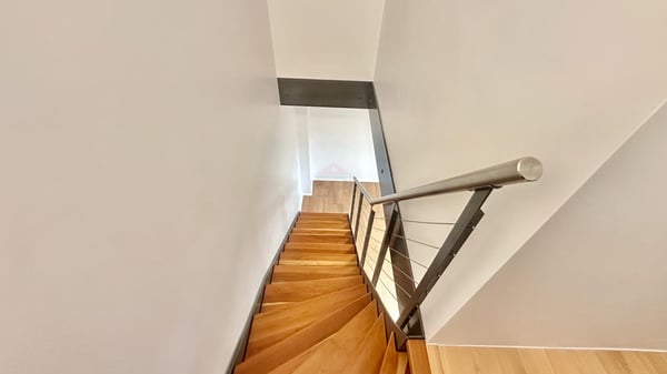 Charmant duplex de 1 pièces entièrement rénové de 120 m² 5