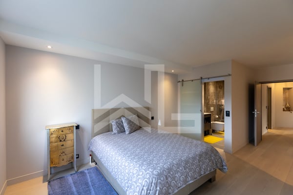 Appartement moderne entièrement rénové 8