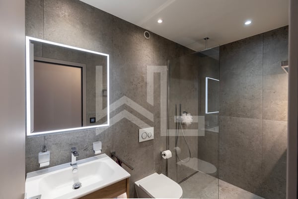 Appartement moderne entièrement rénové 13