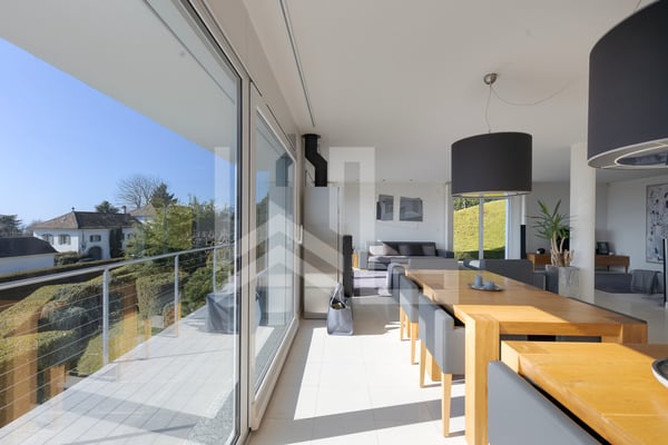 Villa contemporaine d'exception avec panorama spectaculaire sur le lac 5
