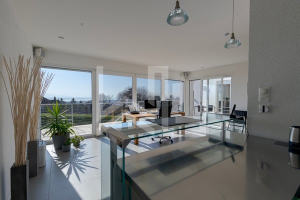 Villa contemporaine d'exception avec panorama spectaculaire sur le lac 12
