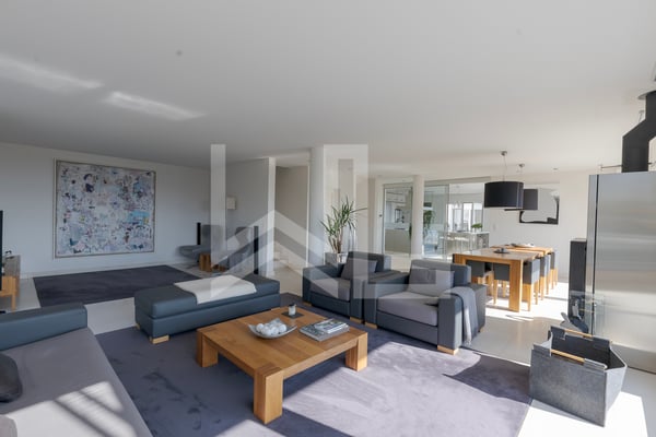 Villa contemporaine d'exception avec panorama spectaculaire sur le lac 3