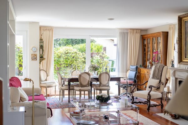 Duplex d'exception à Nyon - Élégance, lumière et confort absolu 3