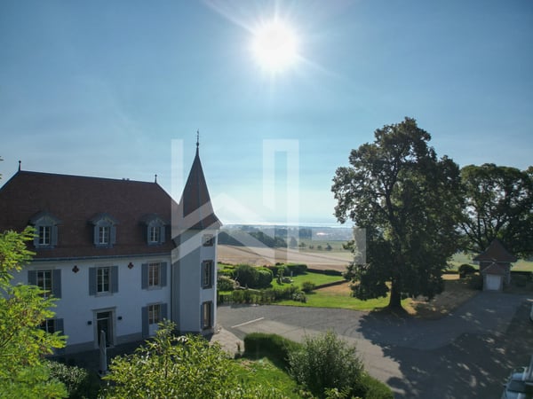 Maison de charme et de caractère avec vue panoramique 2