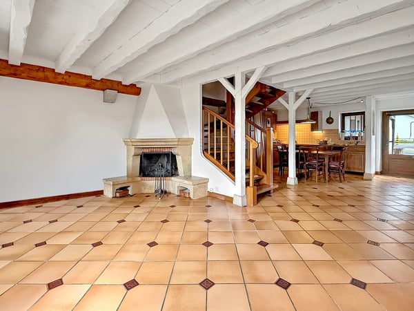 Authentique maison de village avec jardin privatif en bordure de zone agricole 2