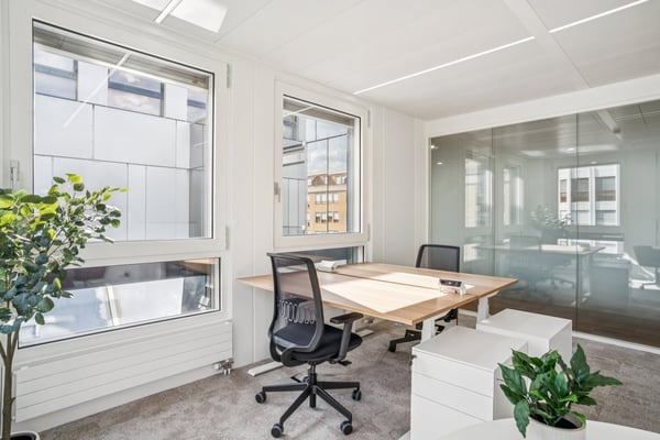 Superbes bureaux neufs et entièrement équipés 10