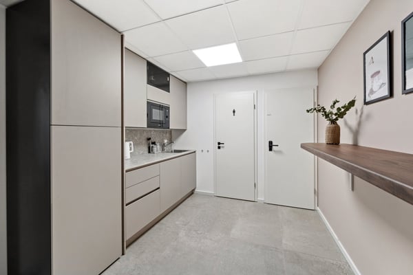 Très beau bureau moderne et équipé à Florissant 12