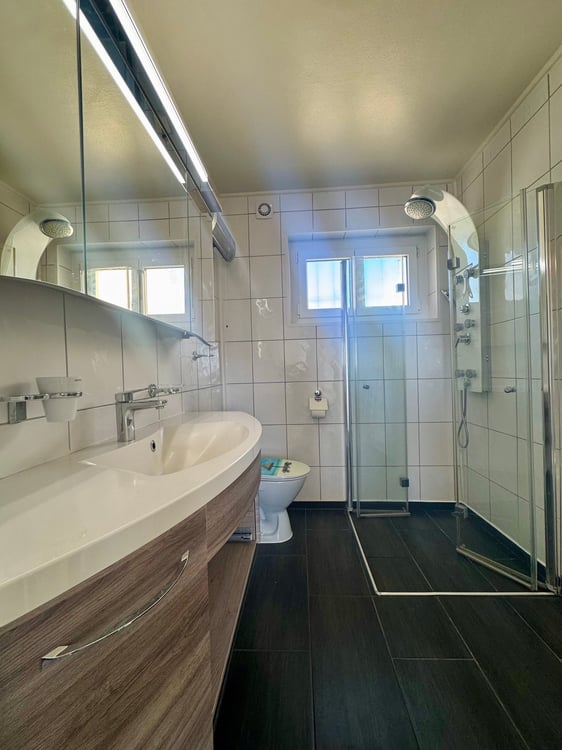 Charmante maison individuelle de 7 pièces à Coinsins avec grand jardin privatif 18