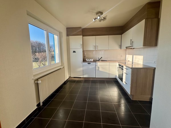 Charmante maison individuelle de 7 pièces à Coinsins avec grand jardin privatif 11