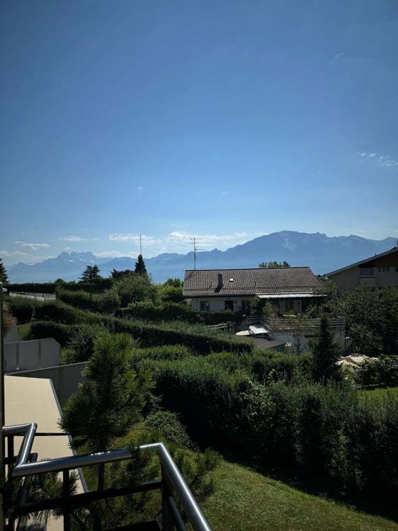 Spacieux appartement duplex de 8.5 pièces avec vue panoramique à Blonay 27
