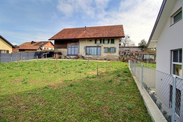 Grande maison en viager semi-occupé sans rente avec grand potentiel 1