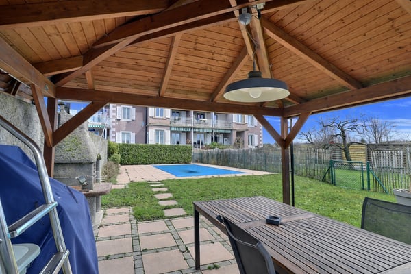 Superbe appartement en viager occupé sans rente avec piscine et vue Lac 5