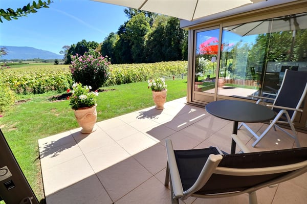 Magnifique appartement en rez de jardin vue dégagée sur la campagne en viager occupé sans rente 3