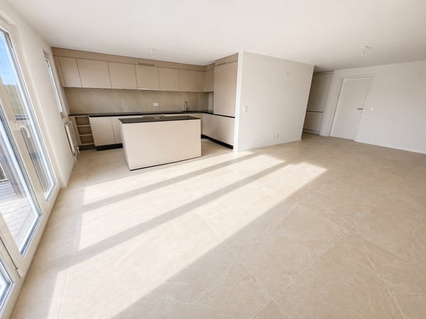 Appartement 4.5 pièces entièrement rénové à Fétigny 2