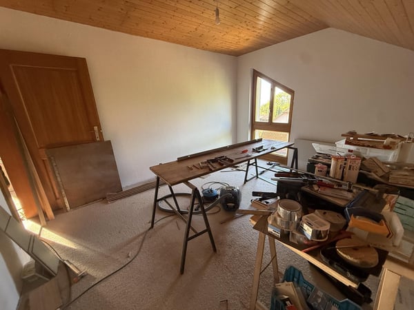 Magnifique appartement 5.5 pièces entièrement rénové avec vue dégagée 9