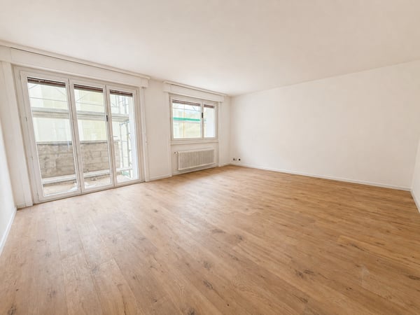 Fribourg : 3.5 pièces rénové de 88 m² avec deux balcons 4