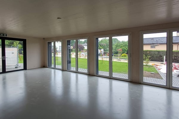 Atelier artisanal de 110 m2 au rez-de-chaussée d'un immeuble neuf 2
