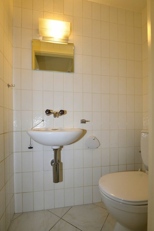 Charmant et spacieux appartement de 3.5 pièces avec balcon/loggia et place de parc 12