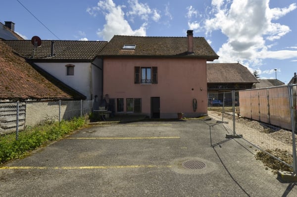 Petit immeuble locatif avec affectation mixte au centre de Payerne 3