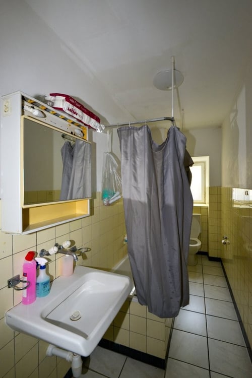 Immeuble locatif de 15 pièces au centre de Tramelan 13