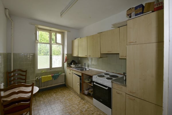 Immeuble locatif de 15 pièces au centre de Tramelan 8