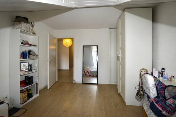 Beaucoup de cachet pour cet appartement de 4,5 pièces à Cossonay-Ville 6