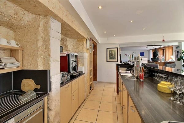 Restaurant 380 m2 au Sentier 5