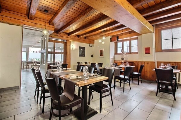 Immeuble mixte à Baulmes 9