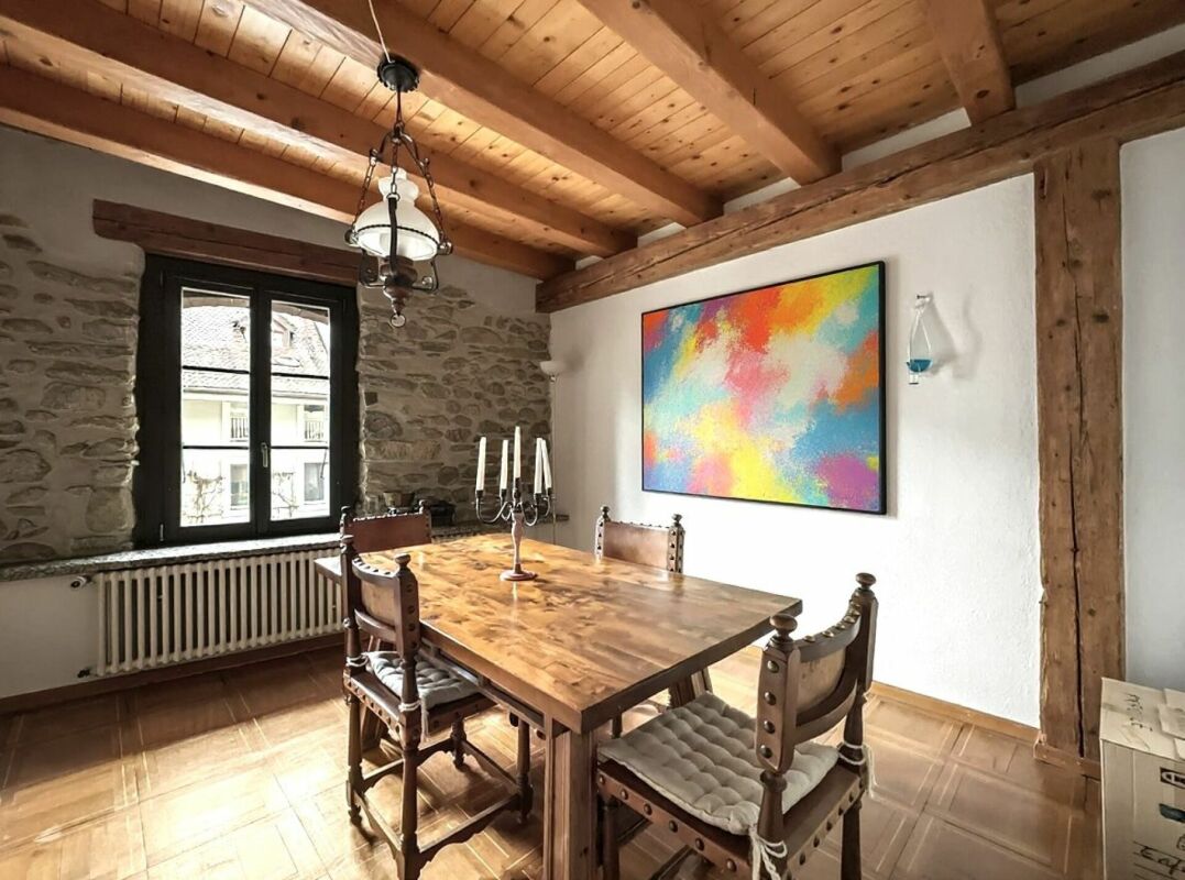 APPARTEMENT EN TRIPLEX DANS UNE BELLE MAISON VIGNERONNE