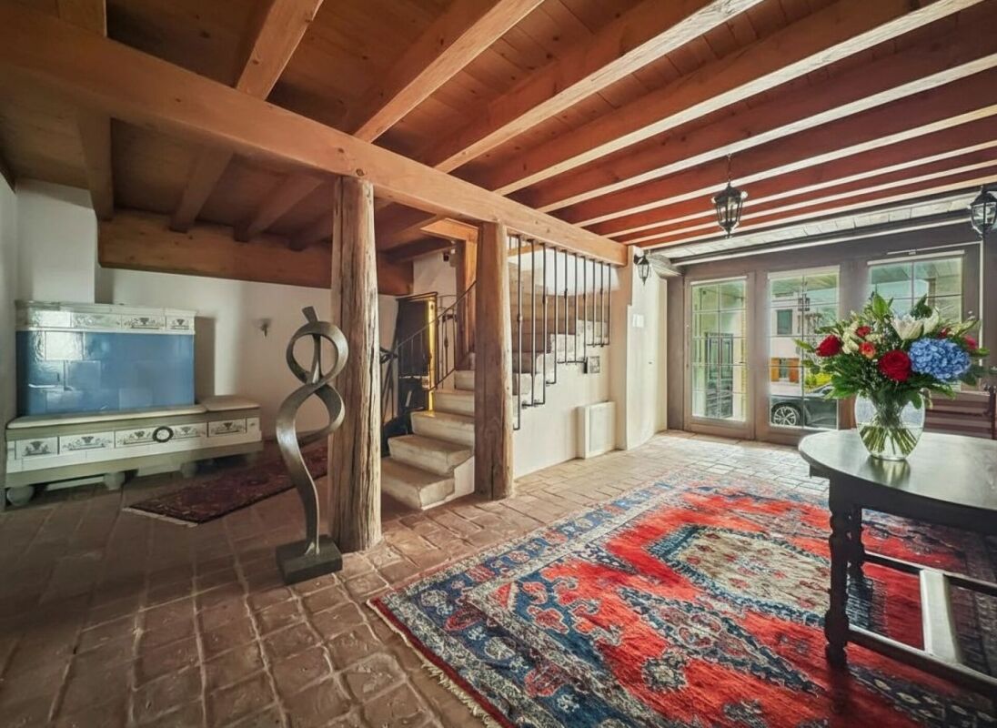 APPARTEMENT EN TRIPLEX DANS UNE BELLE MAISON VIGNERONNE
